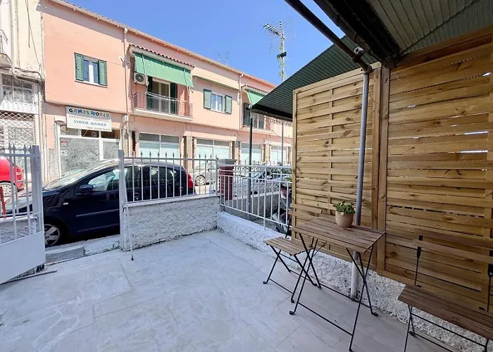 Apartment Corfu Center Garden