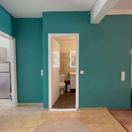 Corfu Center Garden * Corfu (city)